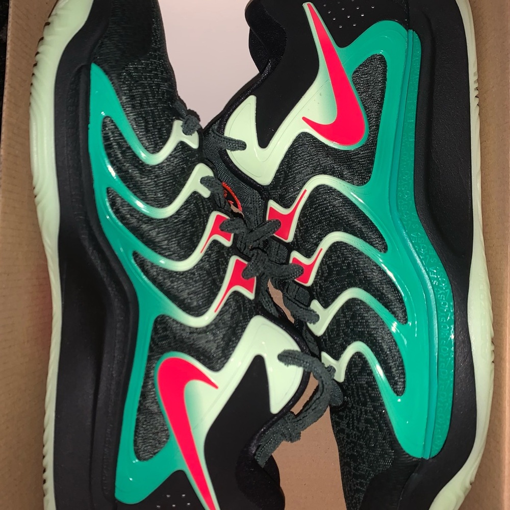SOLD // Nike KD17